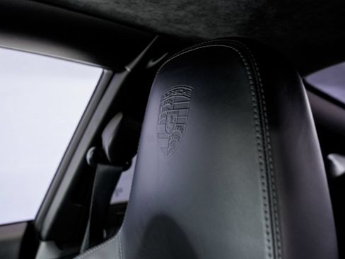 Used 2012 Porsche 911 Carrera GTS RWD image 17
