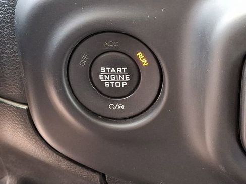 Used 2018 Jeep Wrangler Unlimited Sport S AWD/4WD image 18