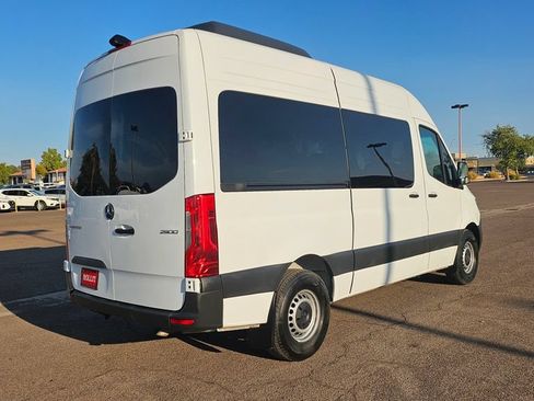 Used 2024 Mercedes-Benz Sprinter 2500 image 10