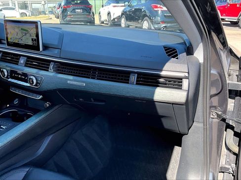 Used 2018 Audi A4 2.0T Premium w/ Convenience Package image 17