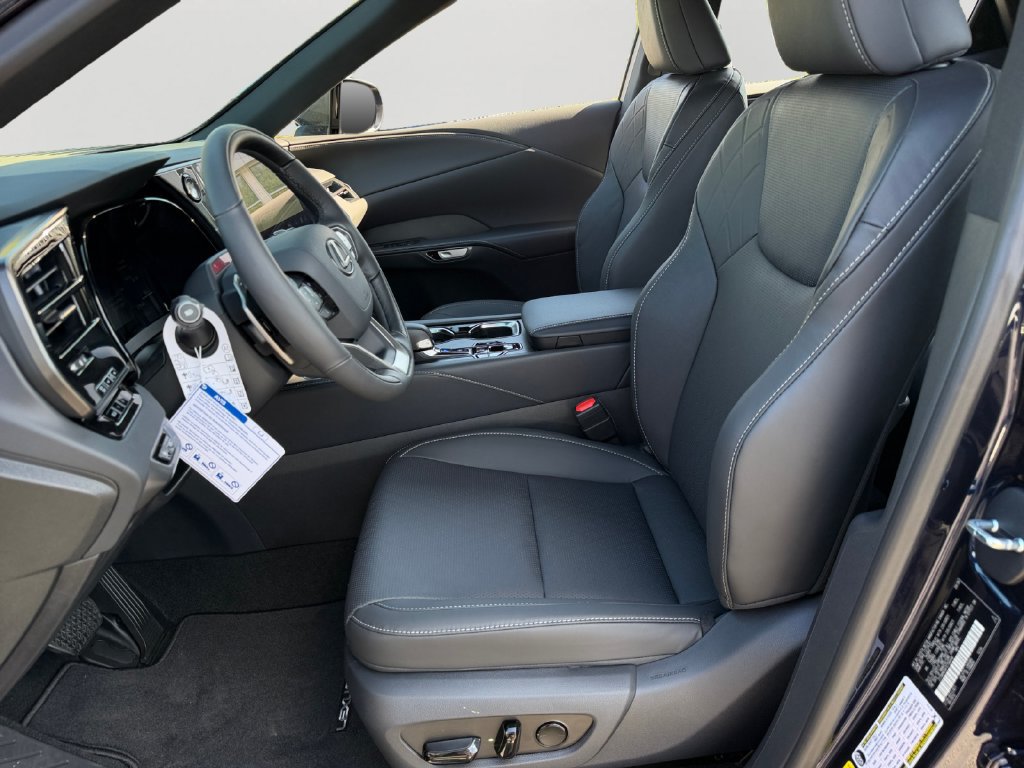 New 2026 Lexus RX 350h w/ Convenience Package AWD/4WD image 12