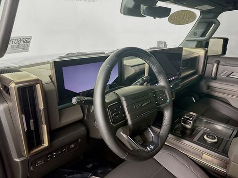 Used 2024 GMC Hummer EV 2X w/ LPO, Illumination Package image 12