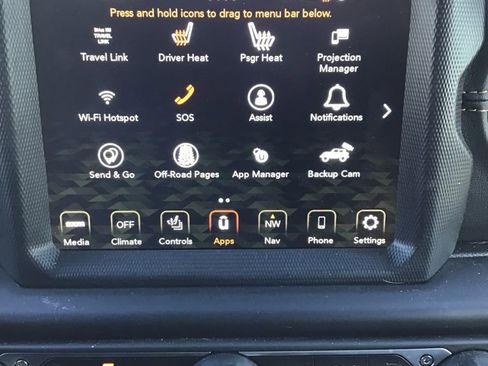 Used 2023 Jeep Wrangler Unlimited Sahara image 10