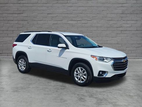 Used 2021 Chevrolet Traverse LT FWD image 7
