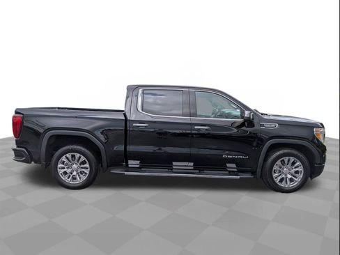 Certified 2021 GMC Sierra 1500 Denali w/ Technology Package AWD/4WD image 3