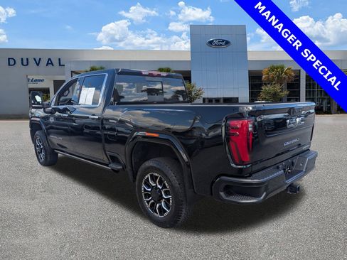 Used 2024 GMC Sierra 3500 Denali Ultimate image 5