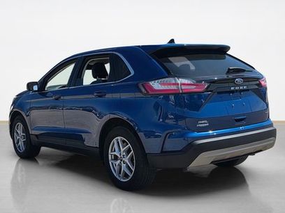 Used 2024 Ford Edge SEL w/ Convenience Package