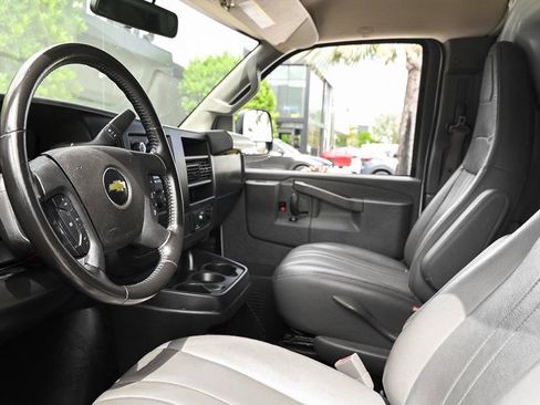 Used 2022 Chevrolet Express 2500 Extended w/ Driver Convenience Package image 11