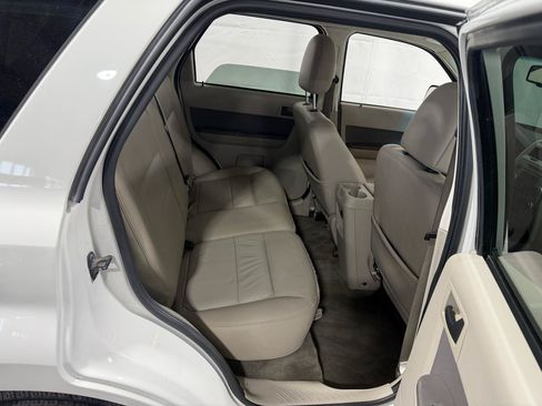 Used 2009 Ford Escape XLT AWD/4WD image 15