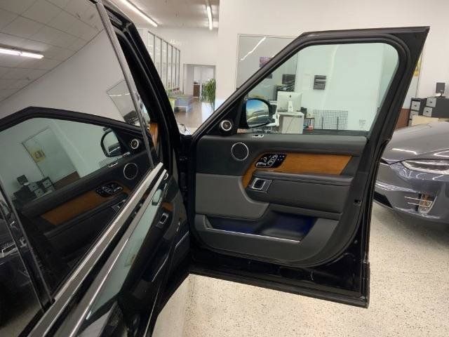 Used 2019 Land Rover Range Rover Long Wheelbase Autobiography AWD/4WD image 39