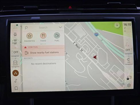 New 2025 Land Rover Range Rover SE image 23