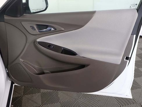 Used 2022 Chevrolet Malibu LT image 22