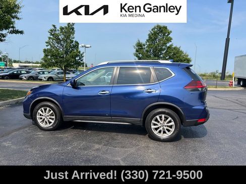 Used 2020 Nissan Rogue SV AWD/4WD image 8