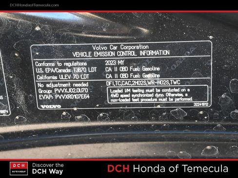 Used 2023 Volvo XC40 B5 Plus image 9