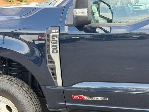 Used 2024 Ford F350 XLT image 21