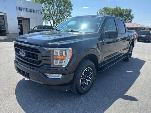 Used 2023 Ford F150 XLT w/ Equipment Group 302A High AWD/4WD image 4