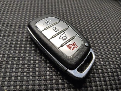Used 2016 Hyundai Elantra GT w/ Option Group 02 FWD image 32
