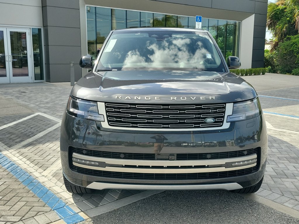 New 2026 Land Rover Range Rover SE AWD/4WD image 8