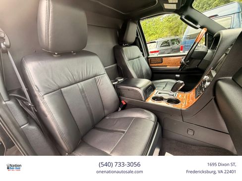 Used 2015 Lincoln Navigator L 4WD image 18