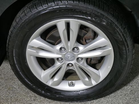 Used 2012 Hyundai Tucson GLS image 15