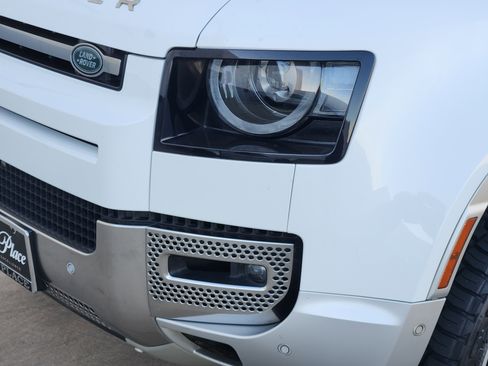 Used 2023 Land Rover Defender 130 First Edition image 8