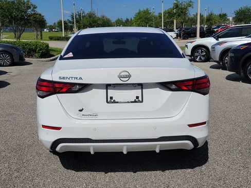 Certified 2025 Nissan Sentra S FWD image 7