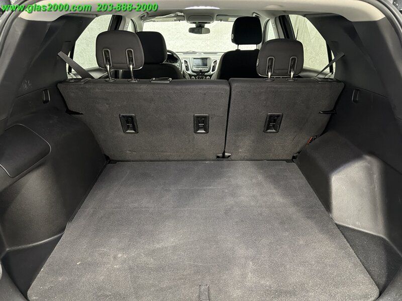 Used 2020 Chevrolet Equinox LS AWD/4WD image 15