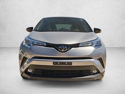 Used 2019 Toyota C-HR FWD image 2