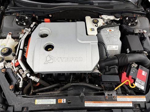 Used 2011 Lincoln MKZ Hybrid w/ 201A Rapid Spec Order Code image 32