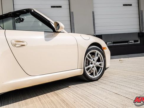 Used 2009 Porsche 911 Carrera RWD image 28
