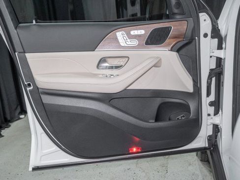 Used 2026 Mercedes-Benz GLE 350 4MATIC image 11