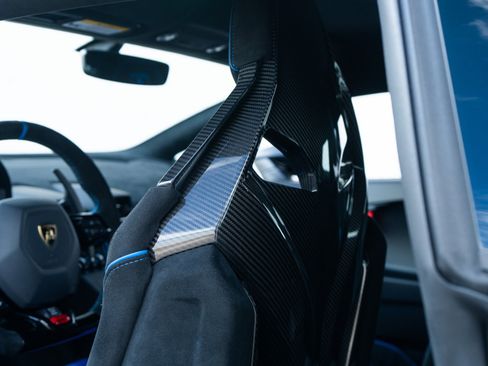 Used 2023 Lamborghini Huracan STO image 27