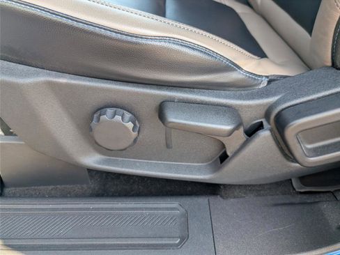 Used 2024 Ford Bronco Wildtrak image 13