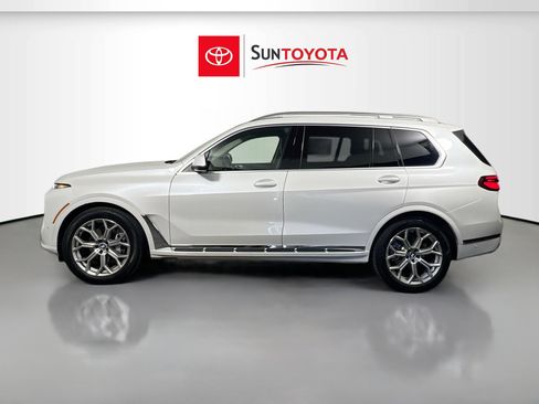 Used 2025 BMW X7 xDrive40i AWD/4WD image 7