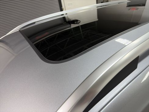 New 2026 Volkswagen Taos SE image 11