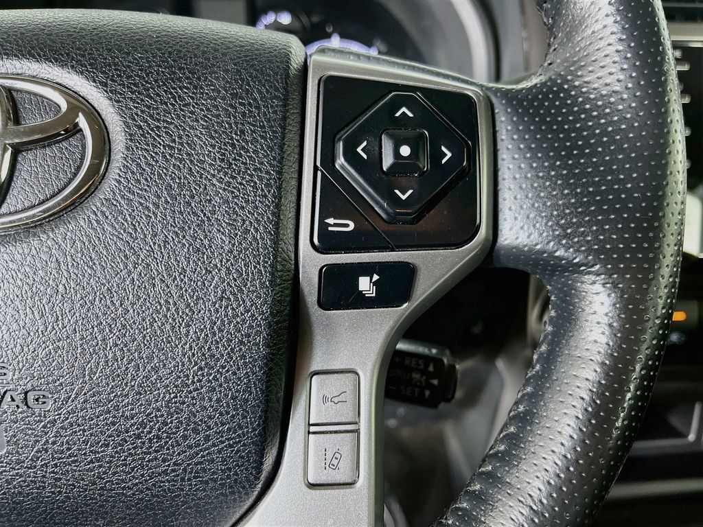 Used 2024 Toyota 4Runner SR5 Premium AWD/4WD image 17