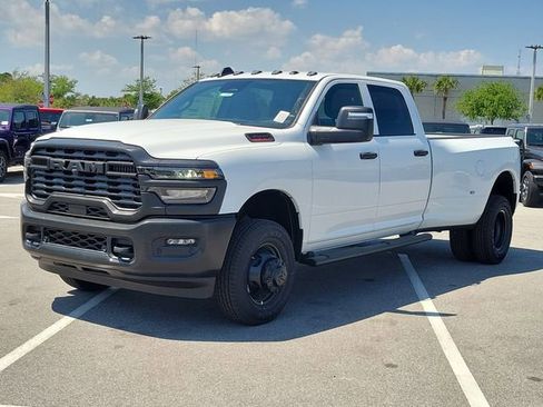 New 2026 RAM 3500 Tradesman image 2