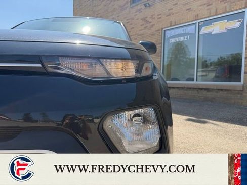 Used 2020 Kia Soul LX FWD image 26
