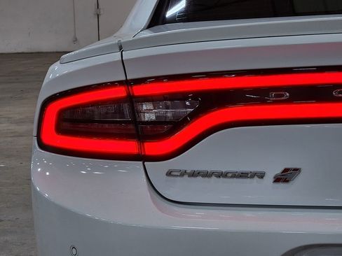 Used 2018 Dodge Charger GT image 20