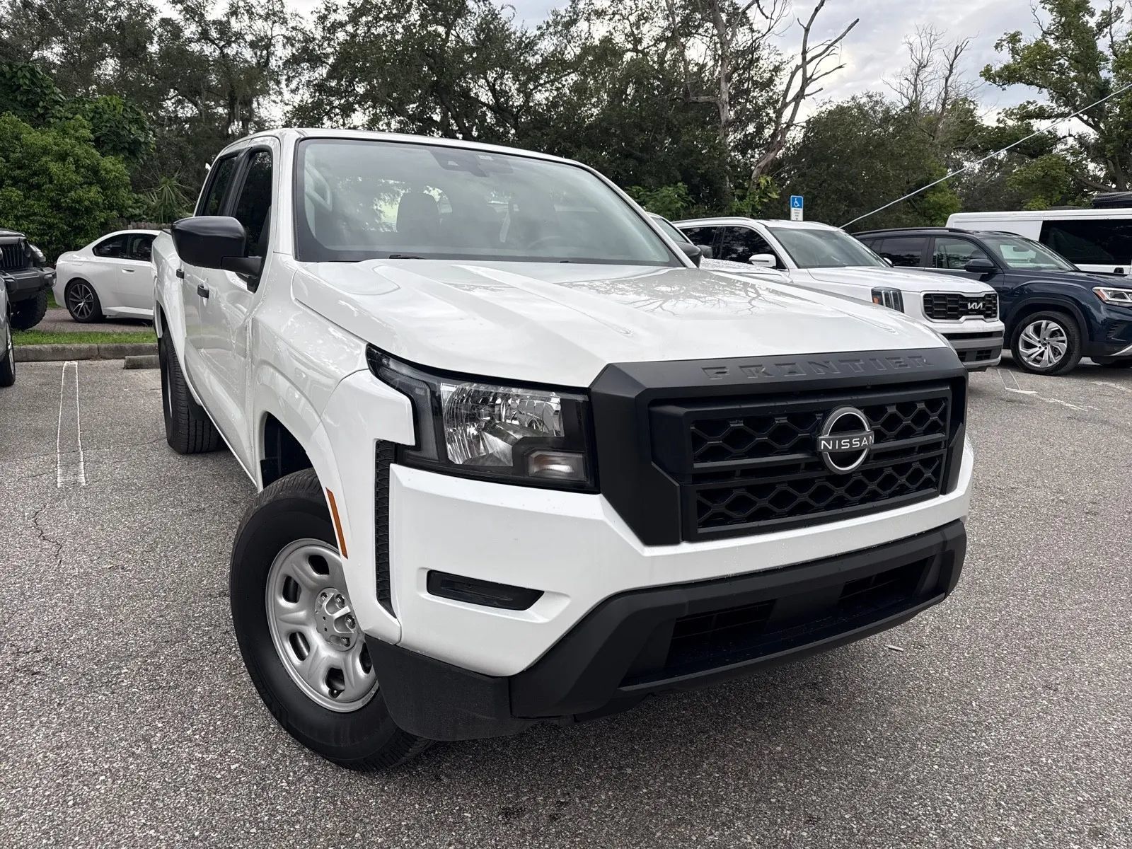 Used 2024 Nissan Frontier S w/ Technology Package RWD image 4