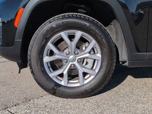 Used 2022 Jeep Grand Cherokee Limited image 13