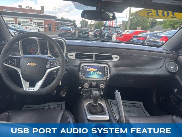 Used 2015 Chevrolet Camaro SS w/ SS Performance Package RWD image 13