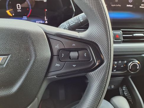 Used 2025 Chevrolet TrailBlazer LT w/ Driver Confidence Package AWD/4WD image 14