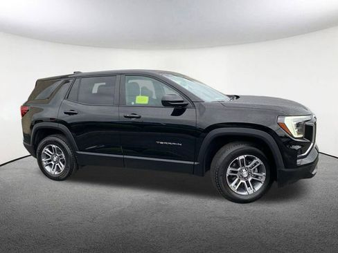 Certified 2025 GMC Terrain Elevation image 17