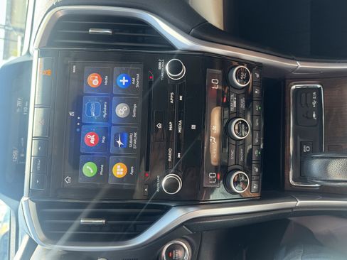 Used 2019 Subaru Ascent Touring w/ Popular Package #3 image 11