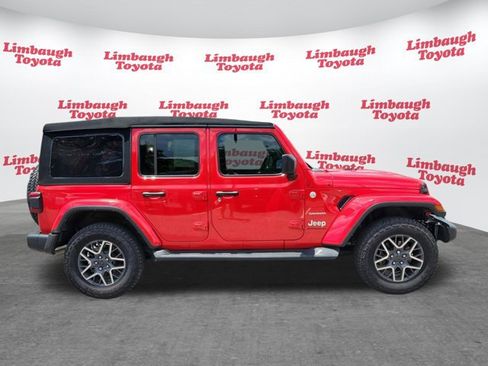 Used 2024 Jeep Wrangler Unlimited Sahara AWD/4WD image 2