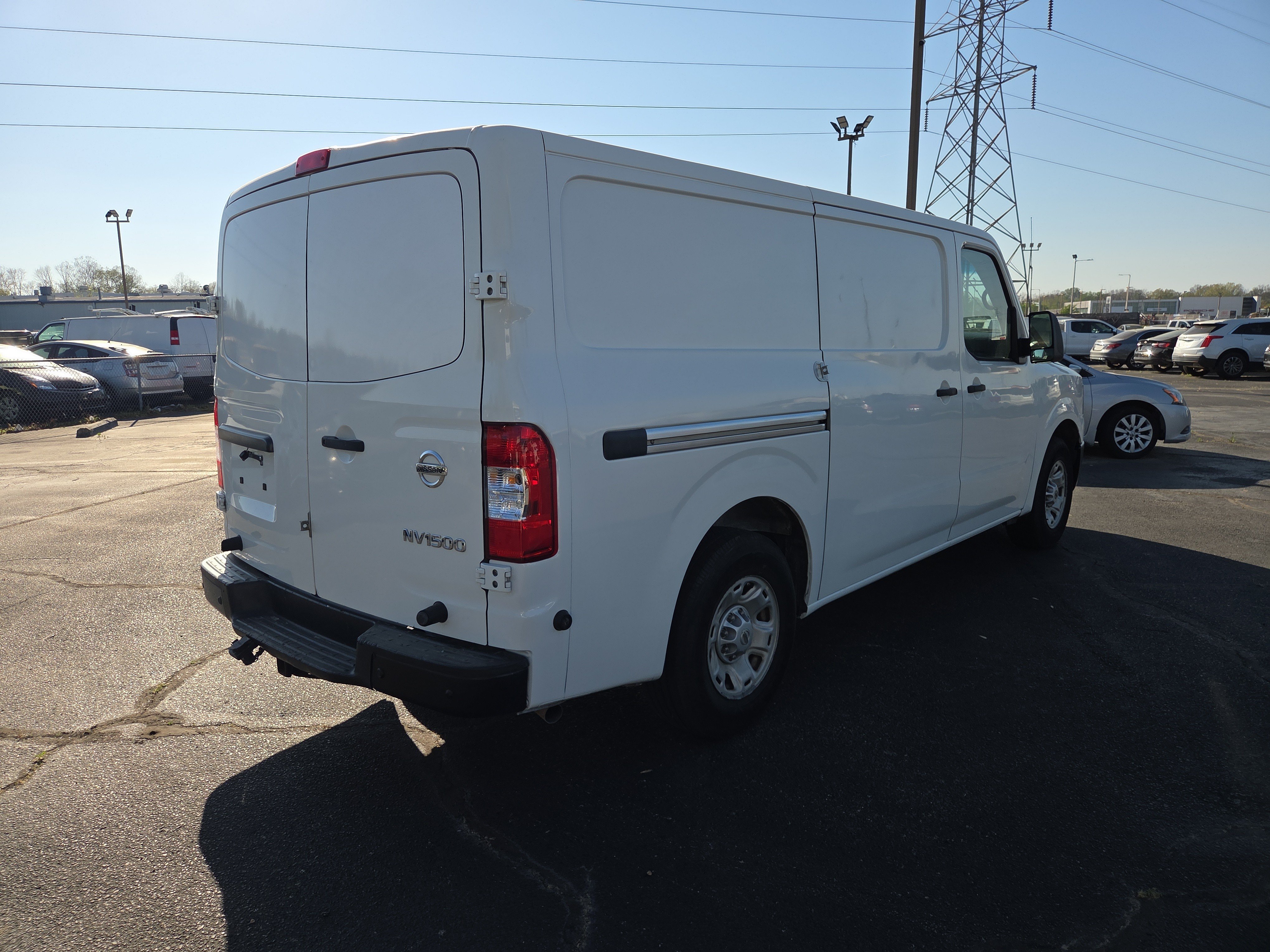 Used 2017 Nissan NV 1500 SV w/ Back Door Glass Package RWD image 5