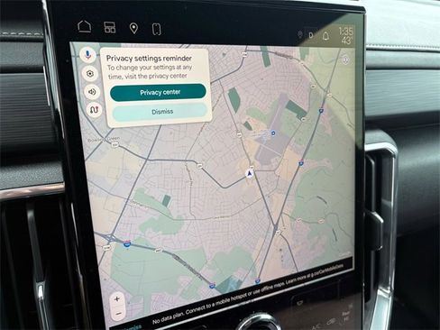 Used 2025 GMC Acadia Elevation image 12