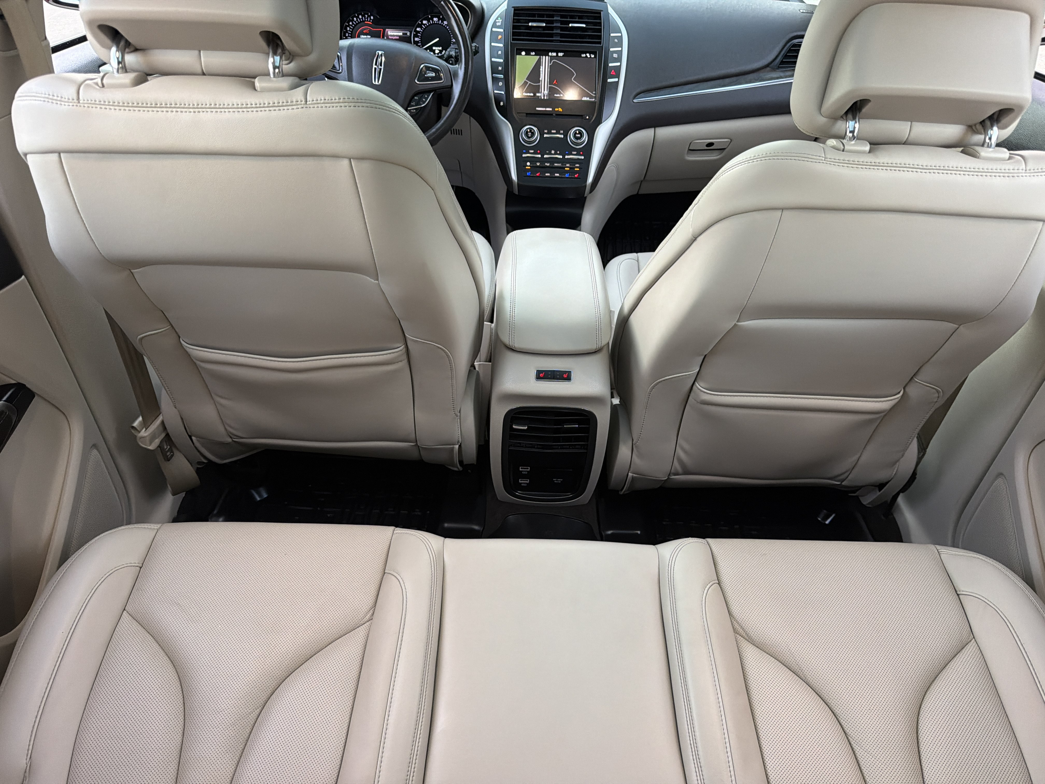 Used 2019 Lincoln MKC Reserve w/ MKC Climate Package FWD image 18