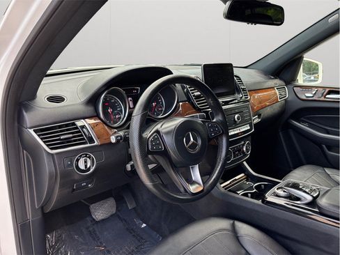 Used 2018 Mercedes-Benz GLS 450 4MATIC image 6